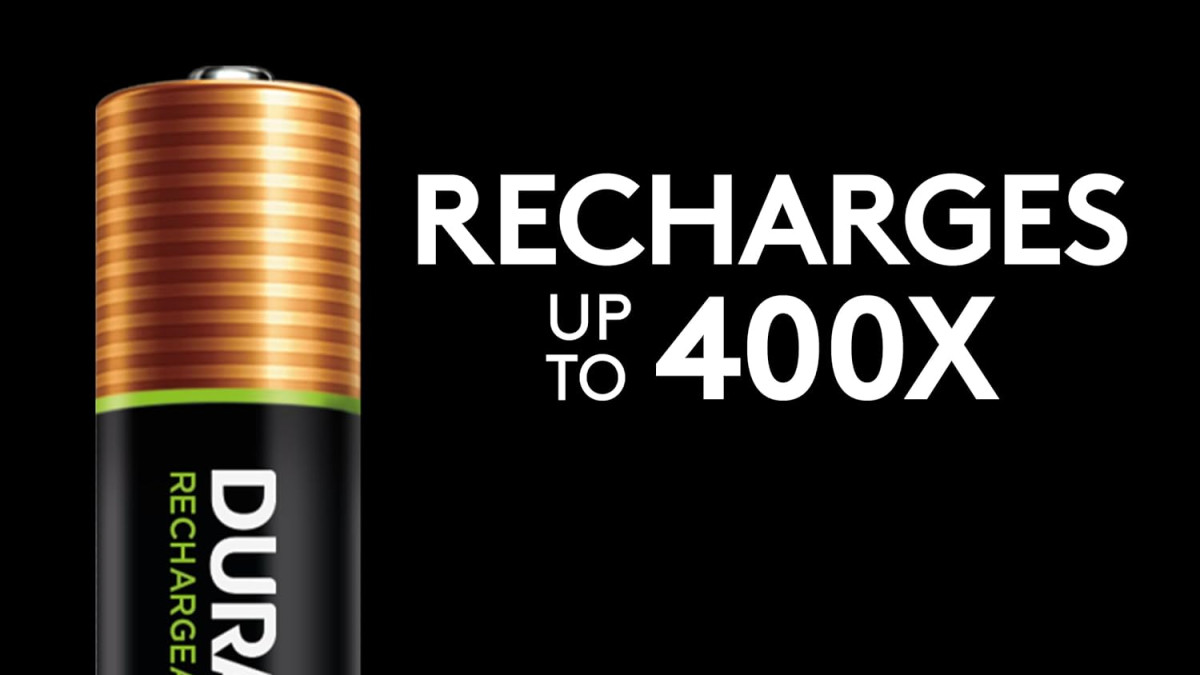 Duracell Cargador de batería Ion Speed 1000 para baterías AA y AAA, Incluye 4 Pilas AA y 2 AAA Recargables precargadas